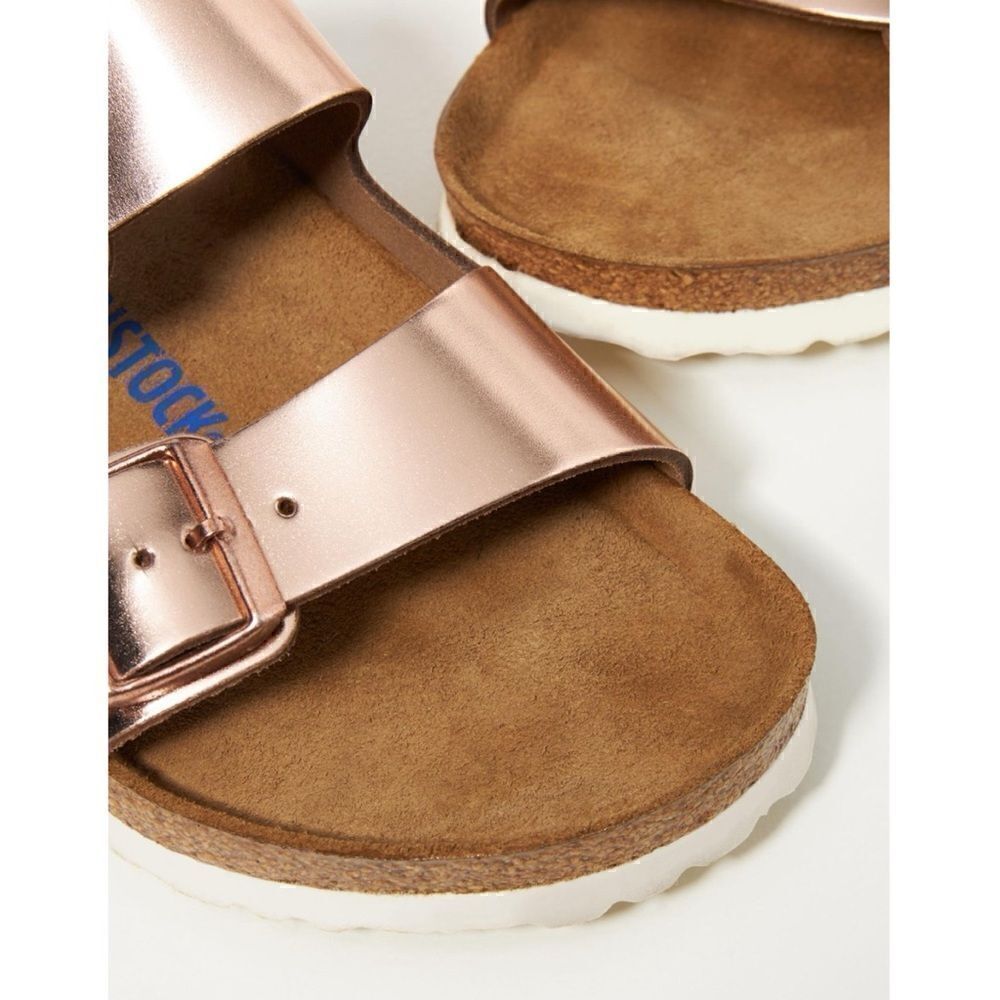 Birkenstock Arizona Soft Footbed
Leather  Sandals in Metallic Copper Size 39 - Picture 2 of 15
